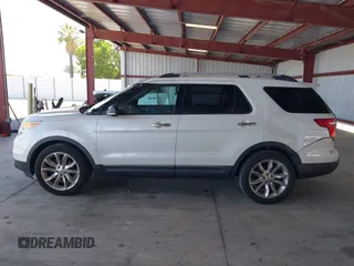 2013 Ford Explorer XLT z VIN 1FM5K7D81DGA93578, wystawiony jako IAAI lot #42380060 z przebiegiem 252 399 mil mil oraz . Historia ofert i sprzedaży dostępna na DreamBid. Obrazek 14.