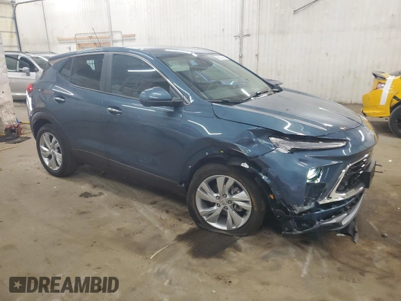 2024 Buick Encore GX Preferred z VIN KL4AMCSL3RB188350, wystawiony jako Copart lot #58574665 z przebiegiem 3 226 mil mil oraz Szkoda całkowita • Salvage title. Historia ofert i sprzedaży dostępna na DreamBid. Obrazek 4.