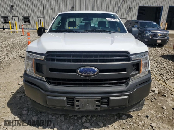 2019 Ford F-150 XL z VIN 1FTMF1CB0KKC19082, wystawiony jako Copart lot #54424375 z przebiegiem 83 107 mil mil oraz Nie do naprawy • Non repairable. Historia ofert i sprzedaży dostępna na DreamBid. Obrazek 5.