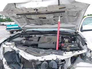 2017 Toyota Tacoma SR5 z VIN 3TMAZ5CN8HM051558, wystawiony jako IAAI lot #42320319 z przebiegiem 101 767 mil mil oraz . Historia ofert i sprzedaży dostępna na DreamBid. Obrazek 10.