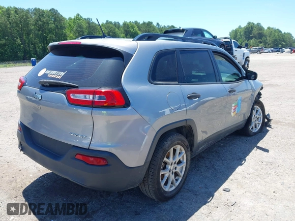2015 Jeep Cherokee Sport z VIN 1C4PJLAB4FW730836, wystawiony jako IAAI lot #42517979 z przebiegiem 144 383 mil mil oraz . Historia ofert i sprzedaży dostępna na DreamBid. Obrazek 4.