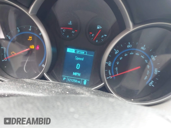 2014 Chevrolet Cruze LS with VIN 1G1PA5SG6E7275673, listed as a IAAI auction lot 41817767 with 121,250 mi miles and . Bid and sale history available at DreamBid. Image 7.