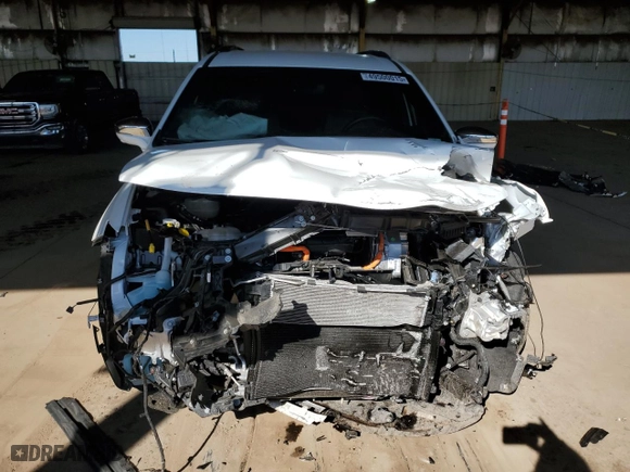 2020 Chrysler Pacifica Hybrid Limited with VIN 2C4RC1N77LR190433, listed as a Copart auction lot 49500015 with 32,628 mi miles and Salvage Title. Bid and sale history available at carsss.com. Image 5.