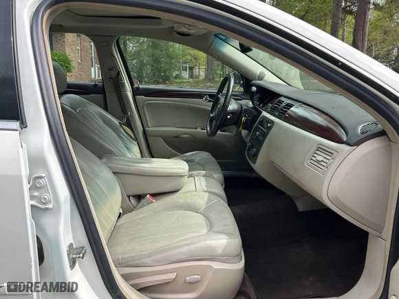 2008 Buick Lucerne CXL with VIN 1G4HD57208U174596, listed as a Copart auction lot 52008925 with 130,394 mi miles and Clean Title. Bid and sale history available at carsss.com. Image 5.