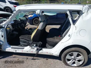 2018 Kia Soul with VIN KNDJN2A28J7583962, listed as a IAAI auction lot 41826688 with 1 mi miles. Bid and sale history available at carsss.com. Image 6.