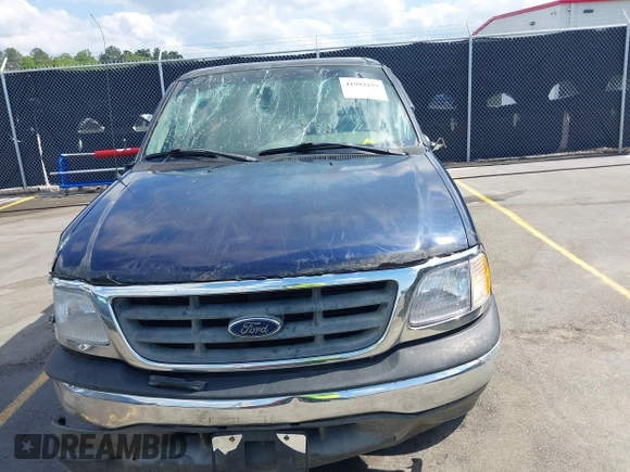 2002 Ford F-150 XL with VIN 1FTRX17L92NA56050, listed as a IAAI auction lot 41992155 with 1 mi miles. Bid and sale history available at carsss.com. Image 6.