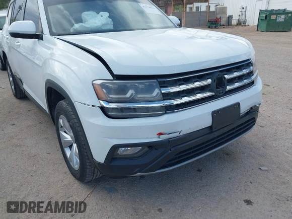 2018 Volkswagen Atlas SE с VIN 1V2KR2CA6JC576835, выставлен на аукционе IAAI как лот 42174916 с пробегом 153 322 миль миль и . История ставок и продаж доступна на DreamBid. Изображение 6.