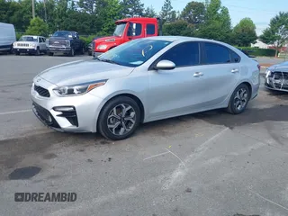 2021 Kia Forte LXS z VIN 3KPF24AD0ME290833, wystawiony jako IAAI lot #42218490 z przebiegiem 102 122 mil mil oraz . Historia ofert i sprzedaży dostępna na DreamBid. Obrazek 17.
