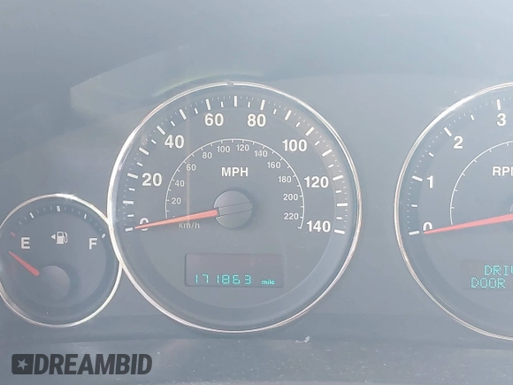 2007 Jeep Commander Sport с VIN 1J8HH48P87C553761, выставлен на аукционе IAAI как лот 42442898 с пробегом 171 863 миль миль и . История ставок и продаж доступна на DreamBid. Изображение 16.