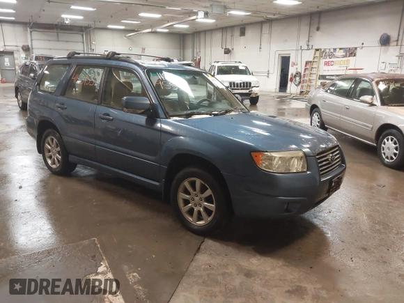 2007 Subaru Forester X w/Premium Pkg with VIN JF1SG65687G716673, listed as a IAAI auction lot 41539553 with 186,870 mi miles. Bid and sale history available at carsss.com. Image 1.
