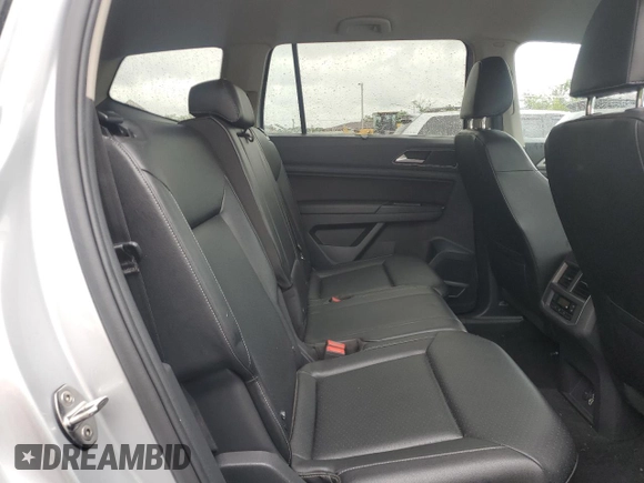 2019 Volkswagen Atlas SE with VIN 1V2WR2CA2KC583977, listed as a Copart auction lot 56501575 with 129,979 mi miles and Salvage title. Bid and sale history available at DreamBid. Image 11.