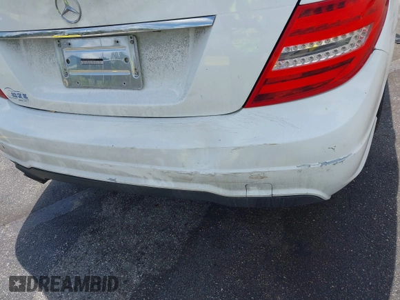 2014 Mercedes-Benz C 250 Sport with VIN WDDGF4HB0EG255701, listed as a IAAI auction lot 42213602 with 107,102 mi miles and . Bid and sale history available at carsss.com. Image 17.