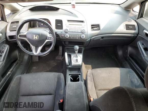 2009 Honda Civic LX-S z VIN 2HGFA16669H331863, wystawiony jako Copart lot #59467775 z przebiegiem 218 051 mil mil oraz Czysty tytuł • Clean title. Historia ofert i sprzedaży dostępna na DreamBid. Obrazek 8.