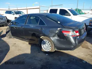 2011 Toyota Camry LE with VIN 4T1BF3EK8BU138167, listed as a IAAI auction lot 41065739 with 1 mi miles. Bid and sale history available at carsss.com. Image 3.