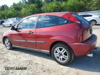 2001 Ford Focus ZX3 z VIN 3FAFP31331R219011, wystawiony jako Copart lot #56032315 z przebiegiem 365 925 mil mil oraz Szkoda całkowita • Salvage title. Historia ofert i sprzedaży dostępna na DreamBid. Obrazek 2.
