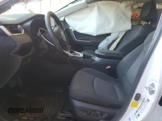 2022 Toyota RAV4 Hybrid XLE z VIN 4T3RWRFV9NU062061, wystawiony jako Copart lot #61571305 z przebiegiem 44 623 mil mil oraz Szkoda całkowita • Salvage title. Historia ofert i sprzedaży dostępna na DreamBid. Obrazek 7.