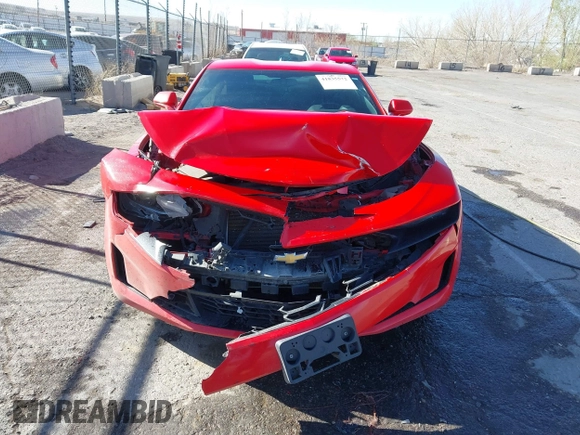 2020 Chevrolet Camaro 1LS z VIN 1G1FB1RX2L0122611, wystawiony jako IAAI lot #41835572 z przebiegiem 111 175 mil mil oraz . Historia ofert i sprzedaży dostępna na DreamBid. Obrazek 12.