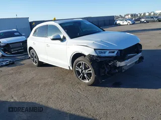 2020 Audi Q5 Premium Plus with VIN WA1E2AFY6L2052285, listed as a IAAI auction lot 41321778 with 34,985 mi miles and . Bid and sale history available at DreamBid. Image 1.