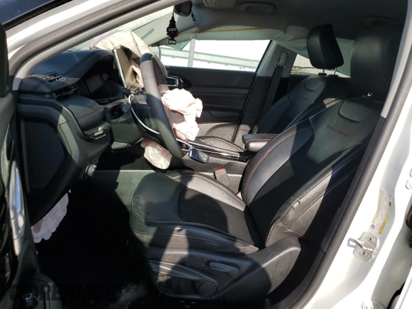 2022 Jeep Compass Trailhawk z VIN 3C4NJDDB5NT148841, wystawiony jako Copart lot #52532475 z przebiegiem 57 081 mil mil oraz Szkoda całkowita • Salvage title. Historia ofert i sprzedaży dostępna na DreamBid. Obrazek 7.