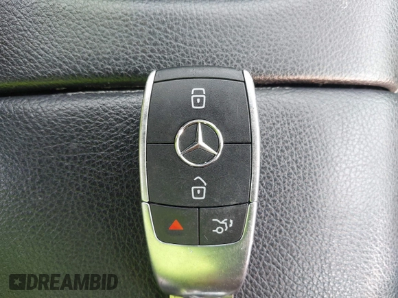 2020 Mercedes-Benz GLE 350 with VIN 4JGFB4KB8LA067546, listed as a IAAI auction lot 42498557 with 104,645 mi miles and . Bid and sale history available at DreamBid. Image 11.
