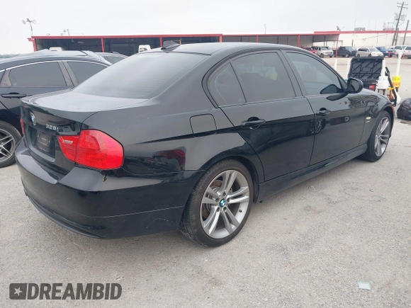 2011 BMW 3 Series 328i xDrive с VIN WBAPK5C58BA659368, выставлен на аукционе IAAI как лот 42370036 с пробегом 152 464 миль миль и . История ставок и продаж доступна на DreamBid. Изображение 4.