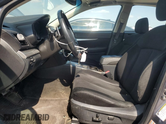 2014 Subaru Legacy Premium with VIN 4S3BMCD67E3015422, listed as a Copart auction lot 62313065 with 289,218 mi miles and Clean title. Bid and sale history available at DreamBid. Image 7.