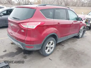 2014 Ford Escape SE z VIN 1FMCU9G93EUC21873, wystawiony jako IAAI lot #41401305 z przebiegiem 222 142 mil mil oraz . Historia ofert i sprzedaży dostępna na DreamBid. Obrazek 4.