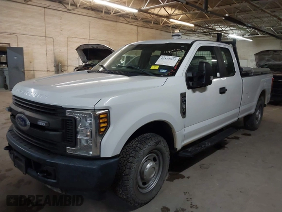 2018 Ford F-250 XL с VIN 1FT7X2A60JEC48083, выставлен на аукционе IAAI как лот 42175872 с пробегом 213 705 миль миль и . История ставок и продаж доступна на DreamBid. Изображение 2.