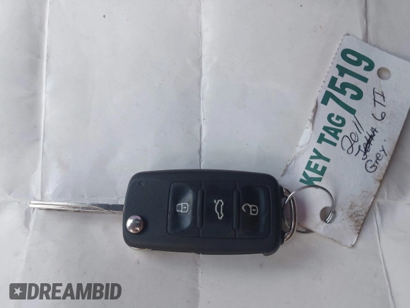2011 Volkswagen GTI PZEV с VIN WVWFD7AJ6BW284006, выставлен на аукционе IAAI как лот 42177588 с пробегом 144 168 миль миль и . История ставок и продаж доступна на DreamBid. Изображение 11.