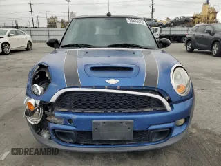 2012 MINI Convertible S with VIN WMWZP3C55CT250815, listed as a Copart auction lot 53583375 with 118,112 mi miles and Salvage title. Bid and sale history available at DreamBid. Image 5.