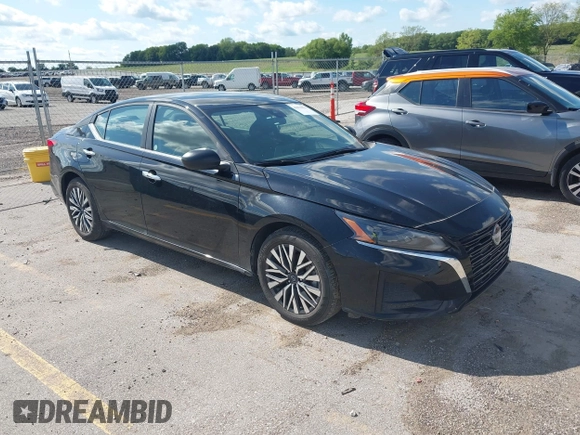 2024 Nissan Altima SV with VIN 1N4BL4DV9RN388218, listed as a IAAI auction lot 42670071 with 33,247 mi miles and . Bid and sale history available at DreamBid. Image 1.