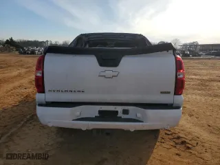 2009 Chevrolet Avalanche LT w/2LT with VIN 3GNEC22059G189296, listed as a Copart auction lot 43160775 with 0 mi miles and Non Repairable. Bid and sale history available at carsss.com. Image 6.
