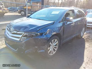 2015 Toyota Venza LE with VIN 4T3BA3BB7FU066796, listed as a IAAI auction lot 41512975 with NaN miles. Bid and sale history available at carsss.com. Image 17.
