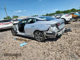 2020 Nissan Maxima S with VIN 1N4AA6BV4LC384449, listed as a Copart auction lot 61829425 with 43,979 mi miles and Salvage title. Bid and sale history available at DreamBid. Image 2.