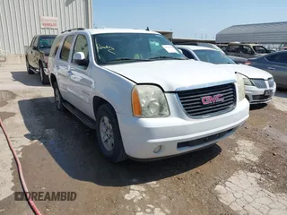 2008 GMC Yukon SLT 4SB z VIN 1GKFC13088R210716, wystawiony jako IAAI lot #42218708 z przebiegiem 319 391 mil mil oraz . Historia ofert i sprzedaży dostępna na DreamBid. Obrazek 1.