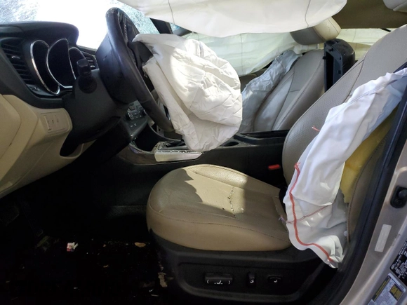 2013 Kia Optima EX с VIN 5XXGN4A70DG239393, выставлен на аукционе Copart как лот 41923615 с пробегом Не указан миль и Списание • Salvage title. История ставок и продаж доступна на DreamBid. Изображение 7.