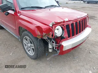 2007 Jeep Patriot Limited с VIN 1J8FF48W17D279124, выставлен на аукционе IAAI как лот 42244380 с пробегом 133 031 миль миль и . История ставок и продаж доступна на DreamBid. Изображение 6.