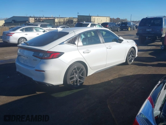2024 Honda Civic Sport Touring z VIN 19XFL1G88RE019662, wystawiony jako IAAI lot #40801467 z przebiegiem 6 922 mil mil oraz . Historia ofert i sprzedaży dostępna na DreamBid. Obrazek 4.
