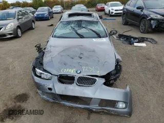 2009 BMW 3 Series 335i z VIN WBAWB73559P046378, wystawiony jako Copart lot #75352044 z przebiegiem Nie podano mil oraz Nie do naprawy • Non repairable. Historia ofert i sprzedaży dostępna na DreamBid. Obrazek 5.