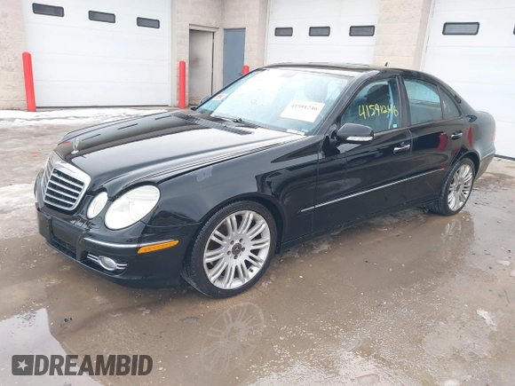 2008 Mercedes-Benz E-Class Luxury 3.5L with VIN WDBUF87X18B298431, listed as a IAAI auction lot 41591246 with 156,506 mi miles. Bid and sale history available at carsss.com. Image 2.