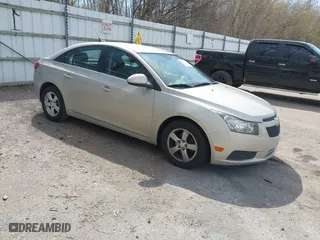 2014 Chevrolet Cruze 1LT with VIN 1G1PC5SB6E7483230, listed as a IAAI auction lot 42104082 with 176,766 mi miles. Bid and sale history available at carsss.com. Image 1.