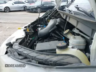 2016 Ford Transit Cargo с VIN 1FTYE1ZM6GKA95971, выставлен на аукционе IAAI как лот 42412181 с пробегом 243 171 миль миль и . История ставок и продаж доступна на DreamBid. Изображение 19.