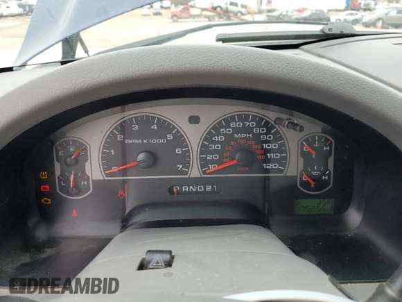 2007 Ford F-150 STX with VIN 1FTRX12W37FA78533, listed as a Copart auction lot 43580625 with 175,265 mi miles and Salvage Title. Bid and sale history available at DreamBid. Image 9.