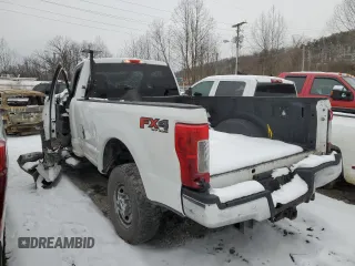 2017 Ford Super Duty F-250 SRW XLT with VIN 1FTBF2B67HEE34807, listed as a Copart auction lot 37773064 with Not Provided miles and Salvage Title. Bid and sale history available at carsss.com. Image 2.
