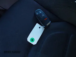 2020 Jeep Renegade Altitude z VIN ZACNJABB8LPL91658, wystawiony jako IAAI lot #41534304 z przebiegiem 76 135 mil mil oraz . Historia ofert i sprzedaży dostępna na DreamBid. Obrazek 11.