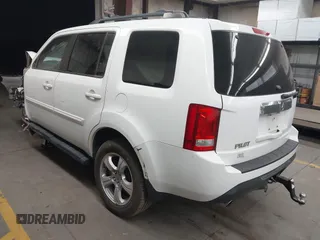 2014 Honda Pilot EX-L with VIN 5FNYF3H54EB025687, listed as a IAAI auction lot 41867694 with 1 mi miles. Bid and sale history available at carsss.com. Image 3.