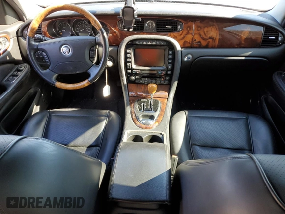 2008 Jaguar XJ with VIN SAJWA71B68SH28202, listed as a Copart auction lot 46217165 with 36,724 mi miles and Salvage Title. Bid and sale history available at carsss.com. Image 8.