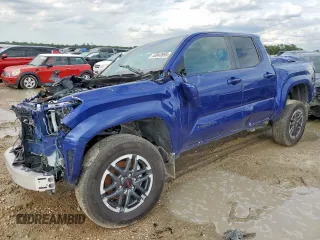 2024 Toyota Tacoma SR5 z VIN 3TMLB5JN4RM039022, wystawiony jako Copart lot #53043695 z przebiegiem 4 770 mil mil oraz Szkoda całkowita • Salvage title. Historia ofert i sprzedaży dostępna na DreamBid. Obrazek 1.