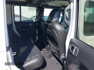 2021 Jeep Wrangler Unlimited Rubicon with VIN 1C4HJXFG7MW531678, listed as a IAAI auction lot 41781874 with 32,440 mi miles and . Bid and sale history available at DreamBid. Image 8.