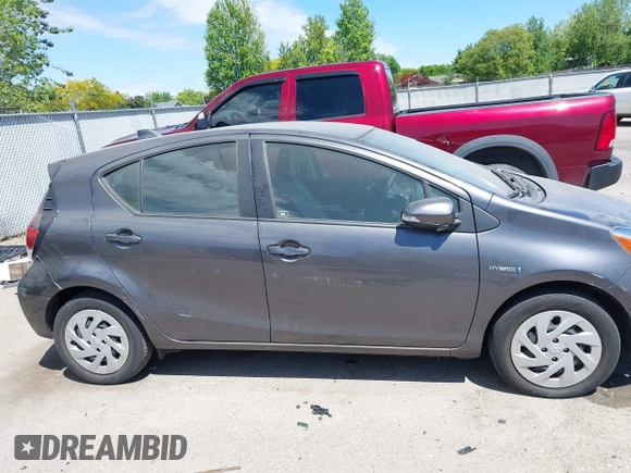 2016 Toyota Prius One z VIN JTDKDTB37G1134269, wystawiony jako IAAI lot #42040779 z przebiegiem 38 443 mil mil oraz . Historia ofert i sprzedaży dostępna na DreamBid. Obrazek 13.